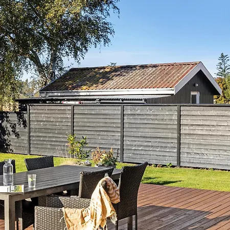 3 Bedroom Gorgeous In Otterup Tatil Evi